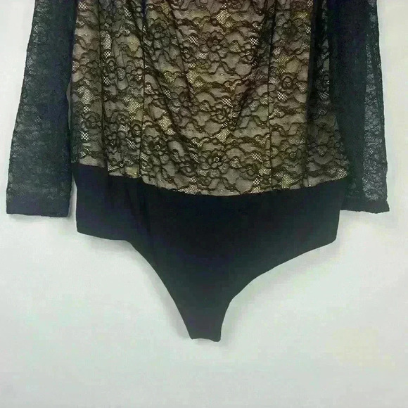 Torrid Bodysuit Black Lace Lined Stretch Long Sleeve Scoop Neck - Picture 5 of 9